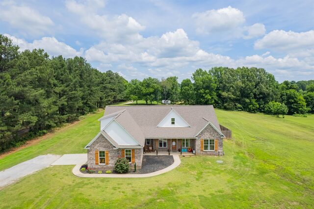 378 Holly Grove