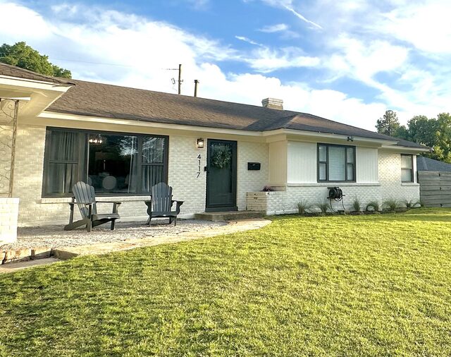 4117 Hilldale