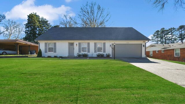 2800 Spring Hill