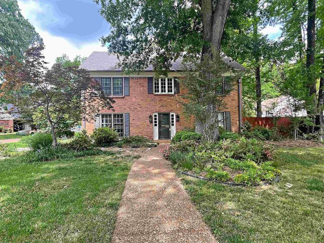 8452 Winthrop