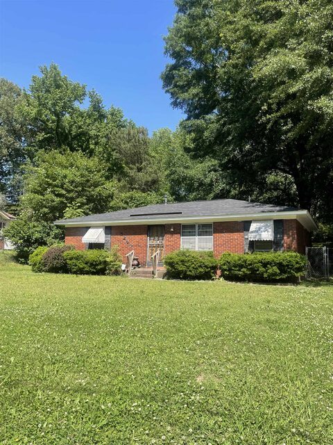 3292 Redbud