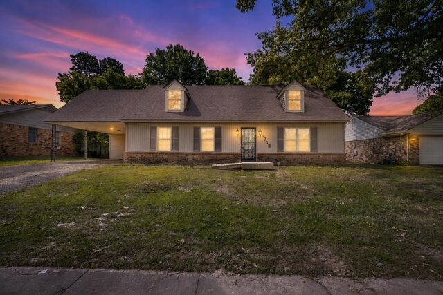 5715 Bartlett Woods