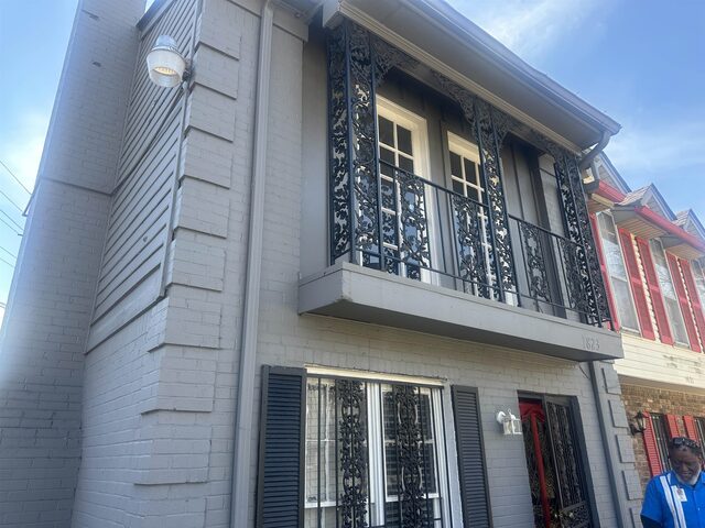 1823 Grovehaven