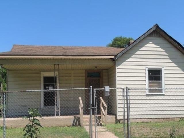 1436 College