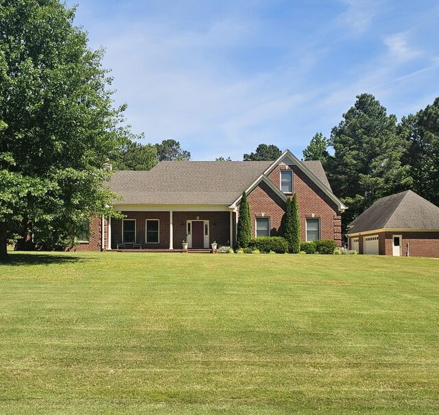 205 Oak Tree
