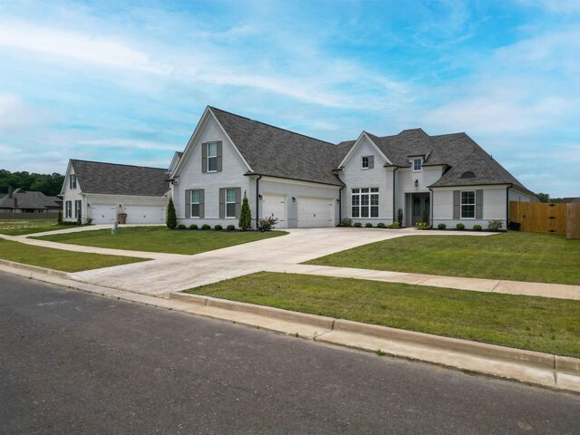 9606 Grays Hollow