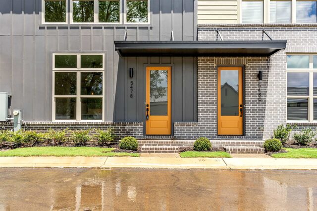 5478 End Village