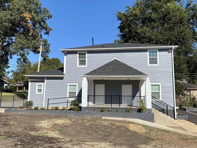 1072 Barksdale