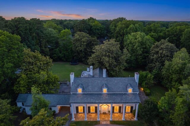 4202 White Oaks