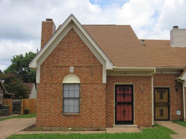 5798 Plum Valley