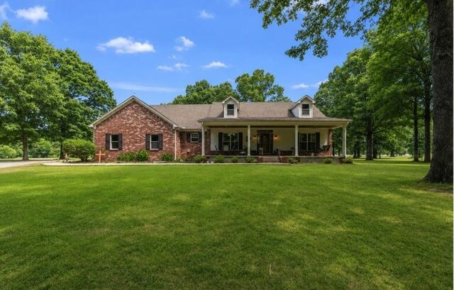 815 Glade Springs