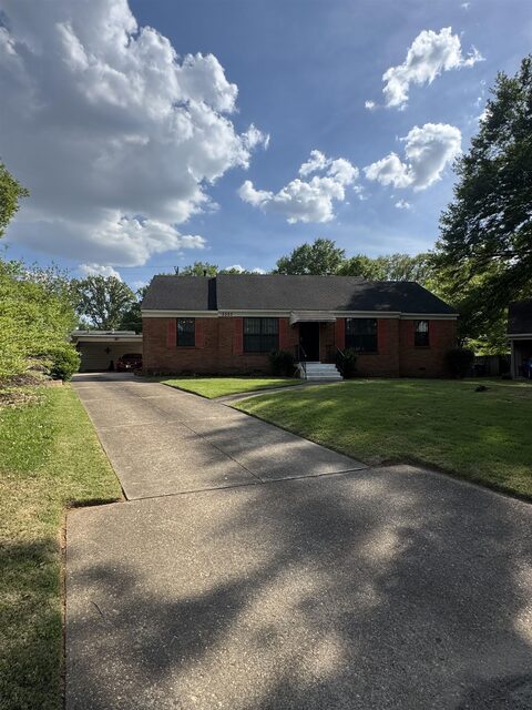3353 Gaylord