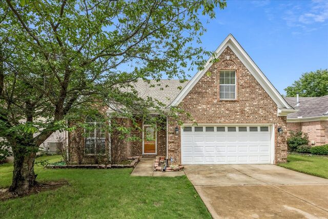 6932 Parkbrook