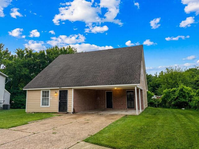 5223 Roseside