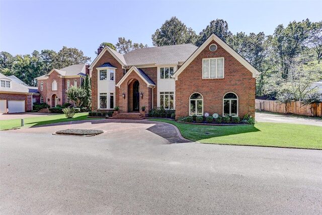 6571 Oak Estates