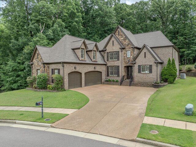 4260 Melwood Oak