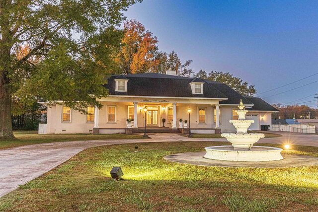 401 Poplar