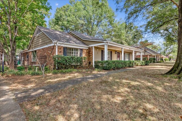 8018 Cross Pike