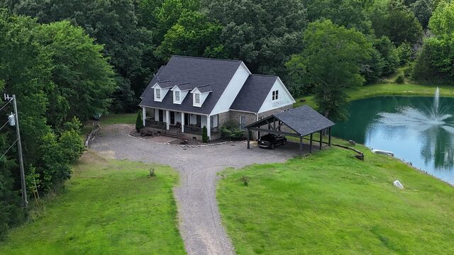 3992 Highway 309