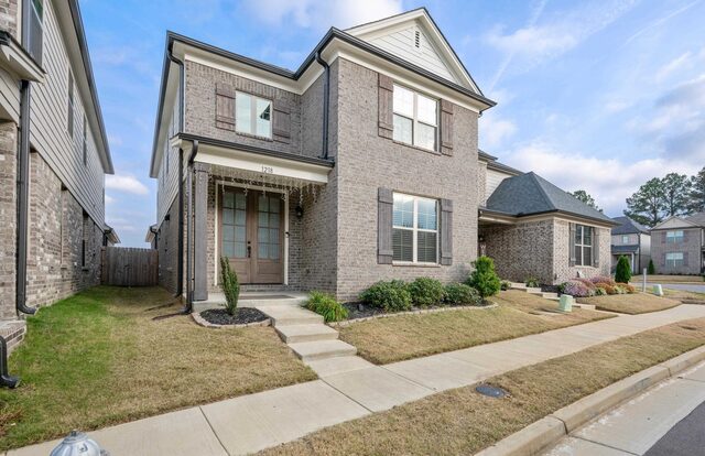 1218 Pennock