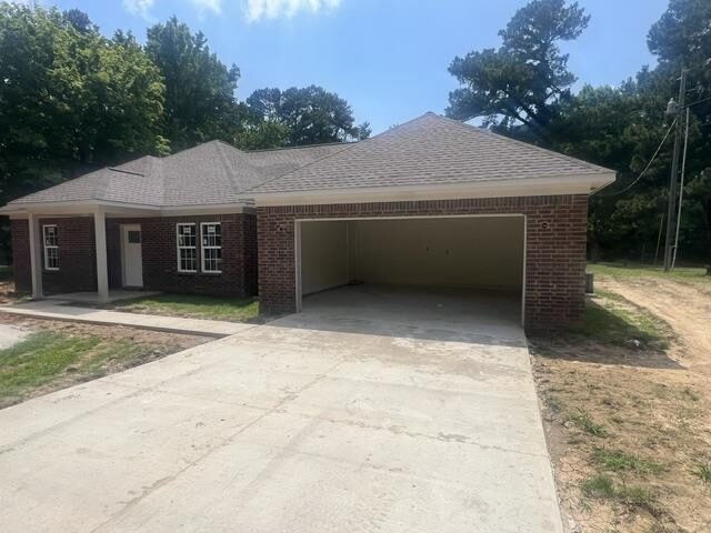461 Maple Hill