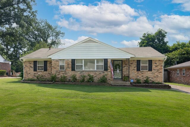 1422 Wheaton