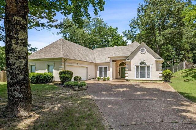8916 Cedar Mills