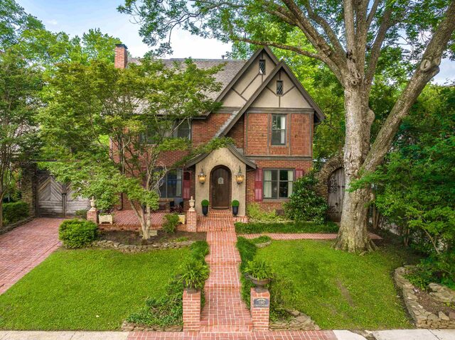 180 Crestmere