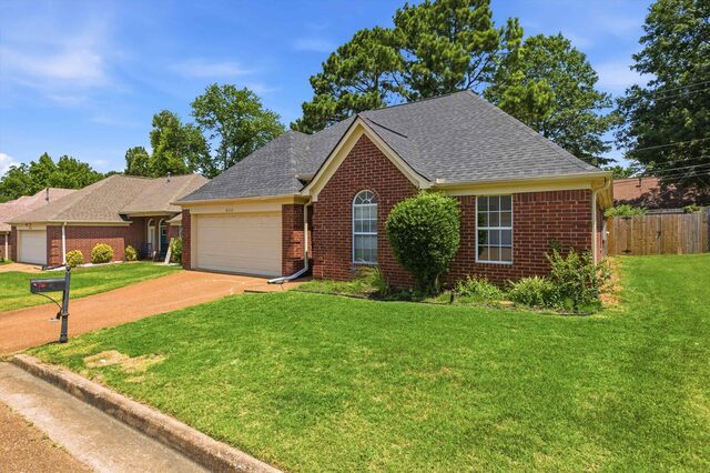 8136 Country Mill
