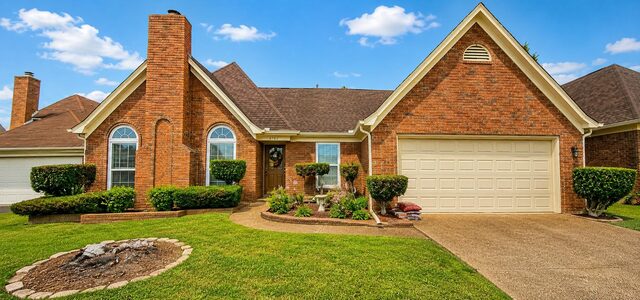 6785 Castlegate