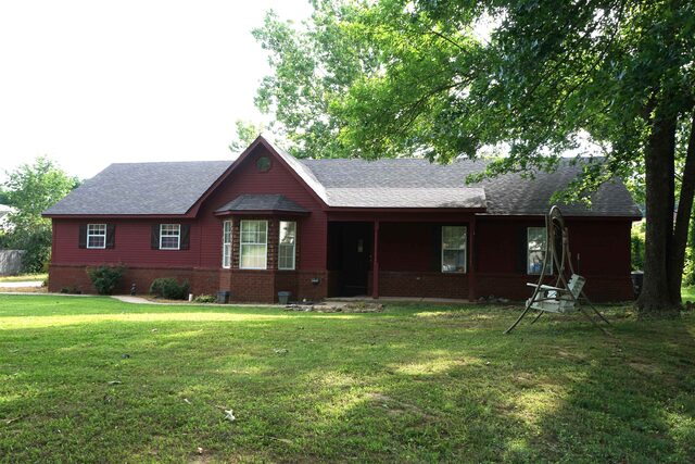 180 Brook Hollow