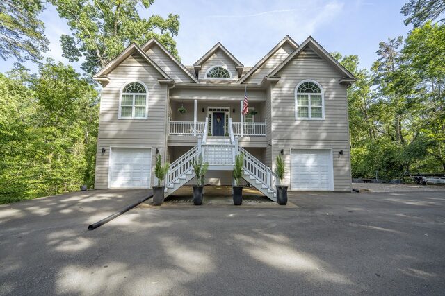 120 Knotty Oaks