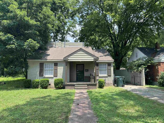 3800 Marion