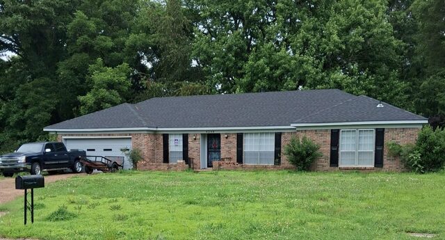 8249 Windyke