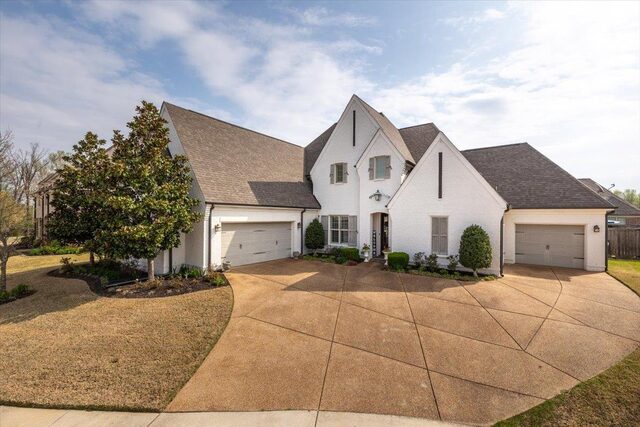 608 Cypress Run