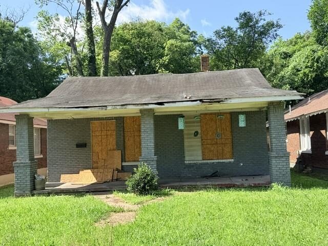 817 Parkway