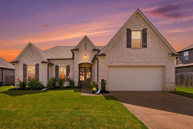380 Ridgefield