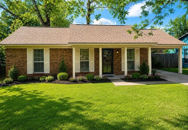 5207 Breckenwood