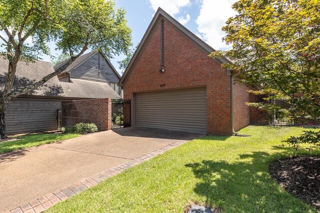 6519 Cherryhill
