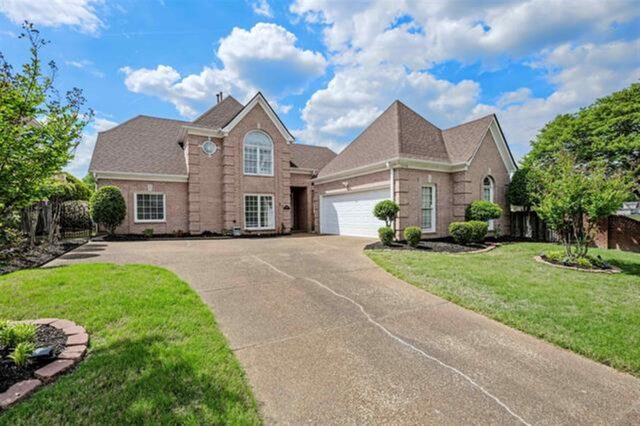1646 Forsythe
