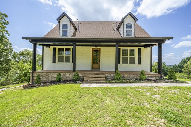 851 Rivers Edge