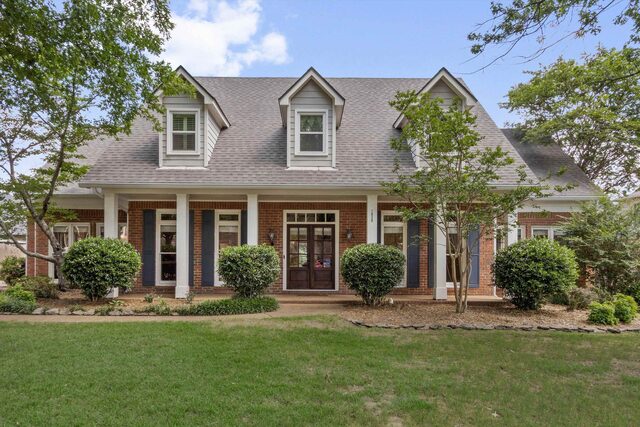 1030 Courtfield