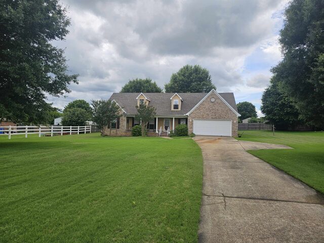 303 Rolling Meadow