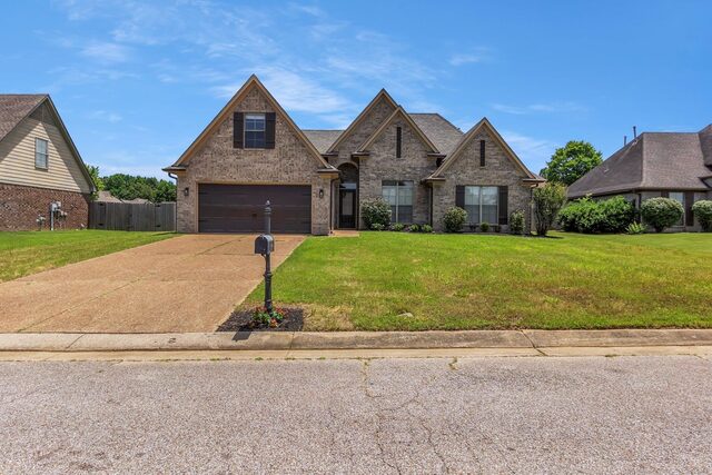 460 Lakewood