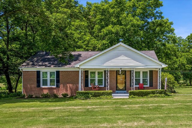 4583 Brighton Clopton