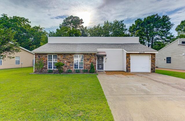 4215 Rosewind