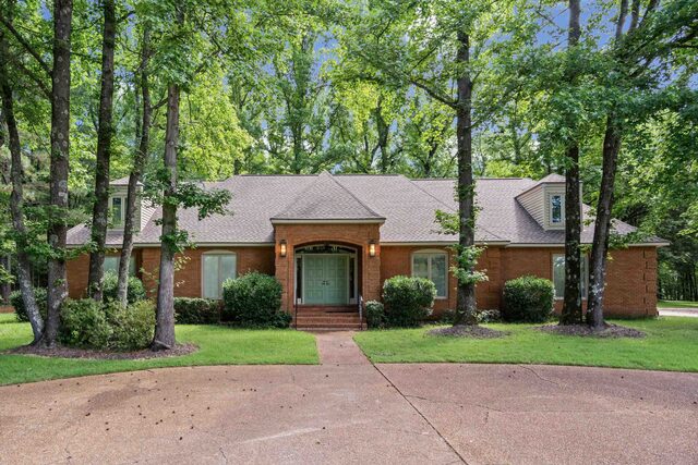 300 Country Way