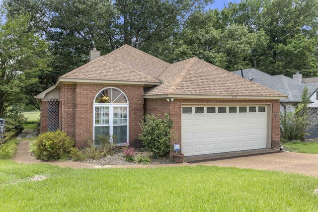 3153 Clubview