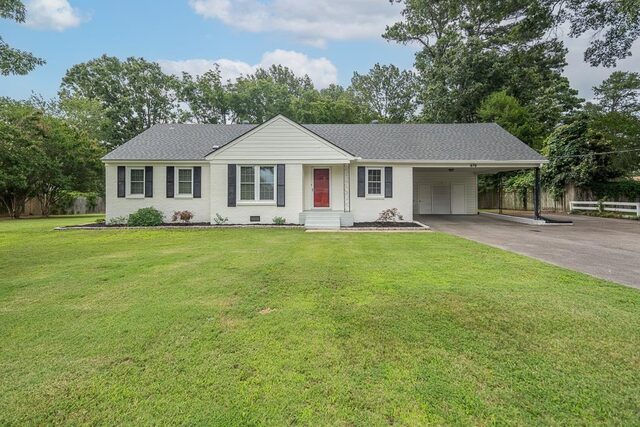 670 Peterson Lake