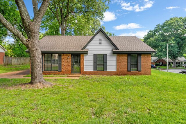 6400 Saginaw